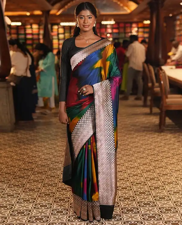 Multicolor Mashru Silk Saree – Vibrant Ethnic Elegance
