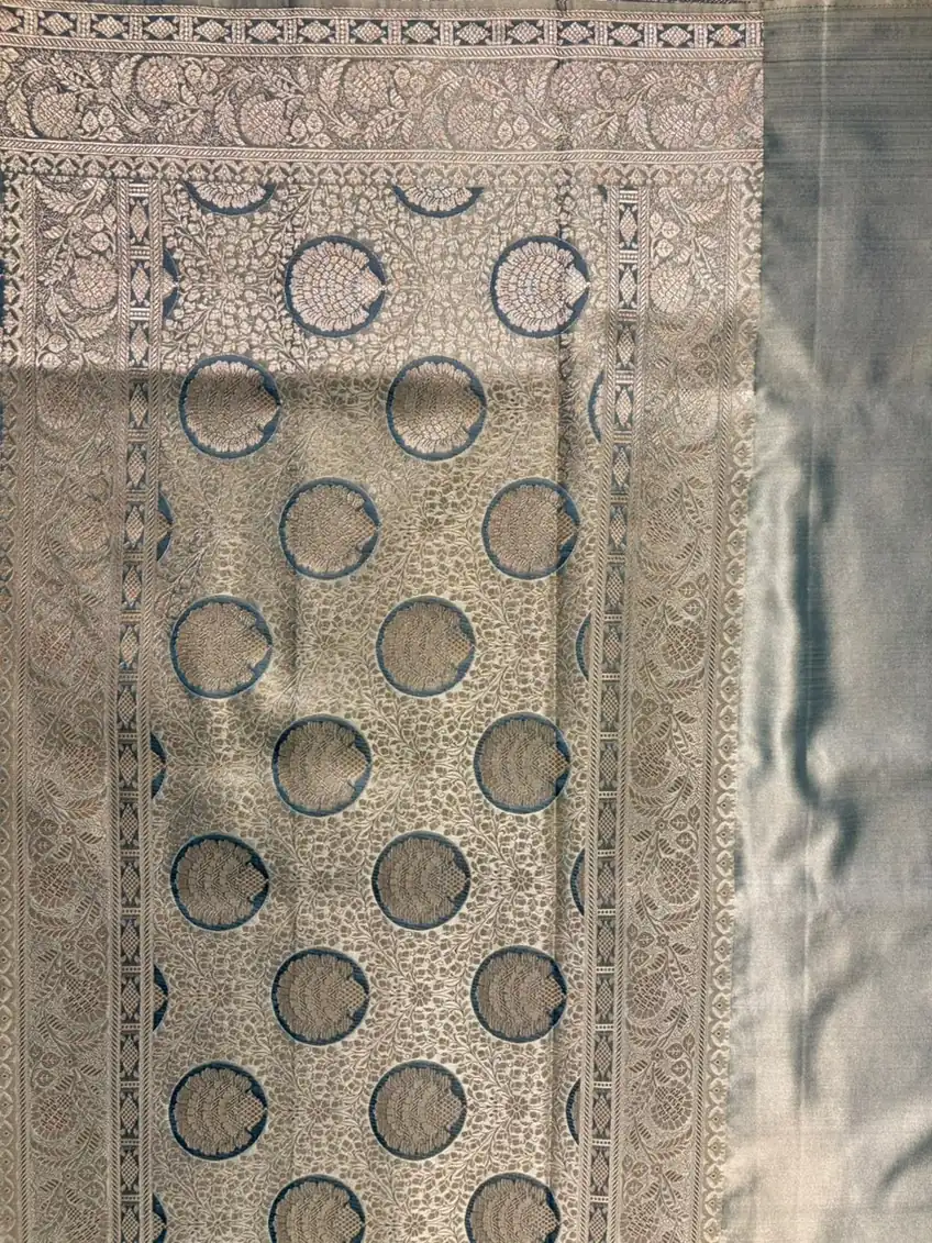 Beige and Elephant Grey Rangkaat Pure Mashru Silk Saree - Image 3