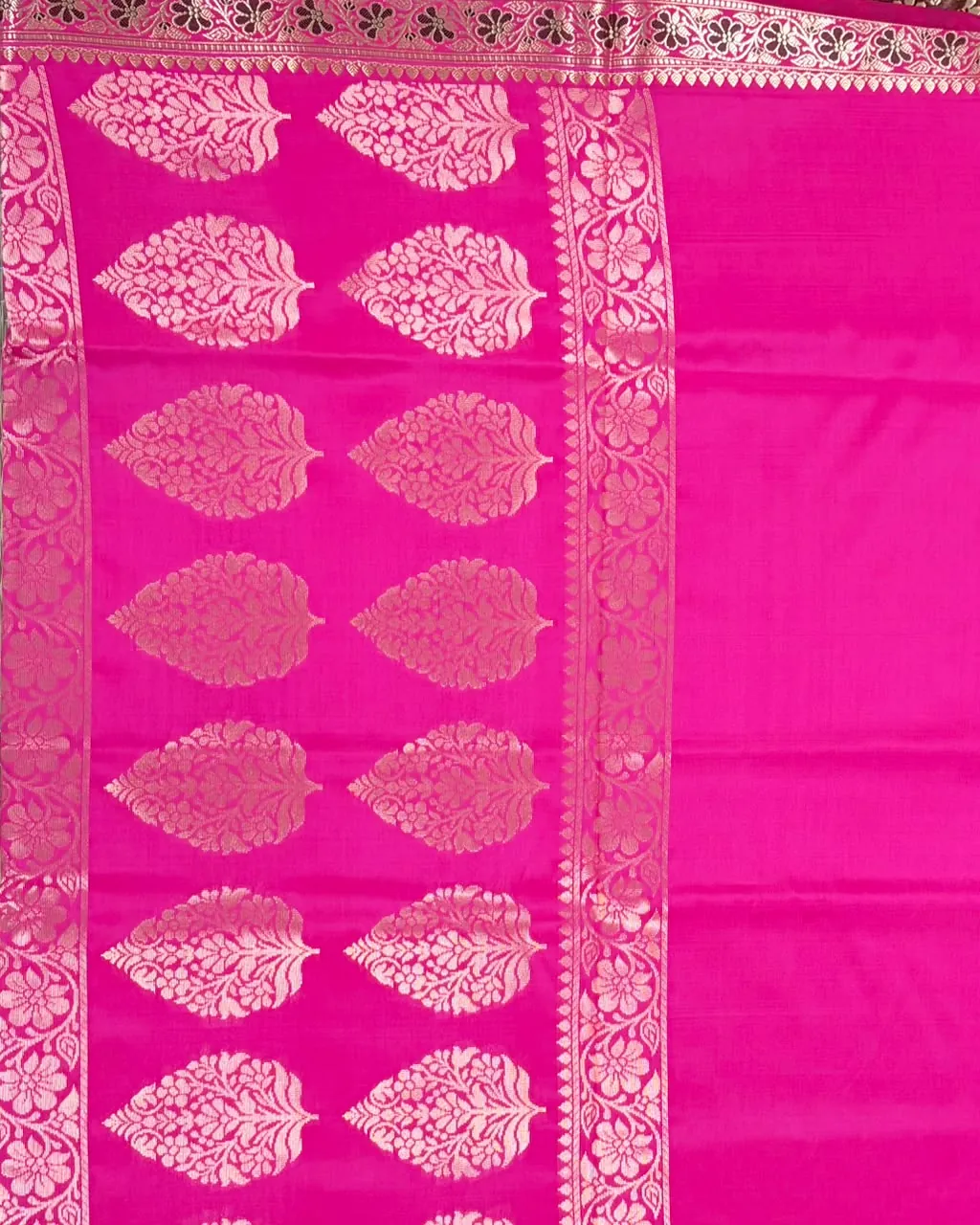 Rani Pink Semi Silk Saree - Image 3