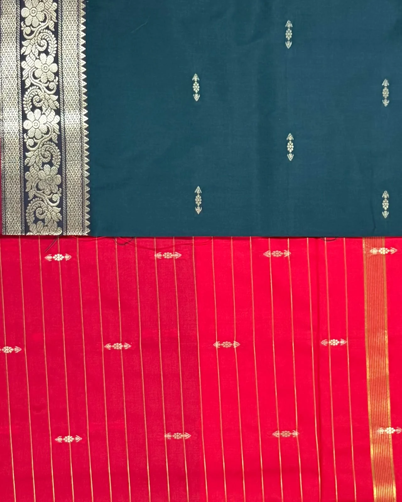 Red and Dark Bottle Green Semi Silk Saree - Image 2