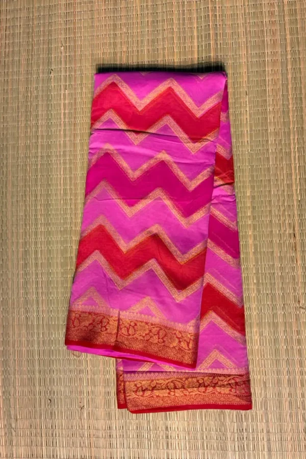 Red and Rosemilk Zigzag Semi Chiffon Saree 1
