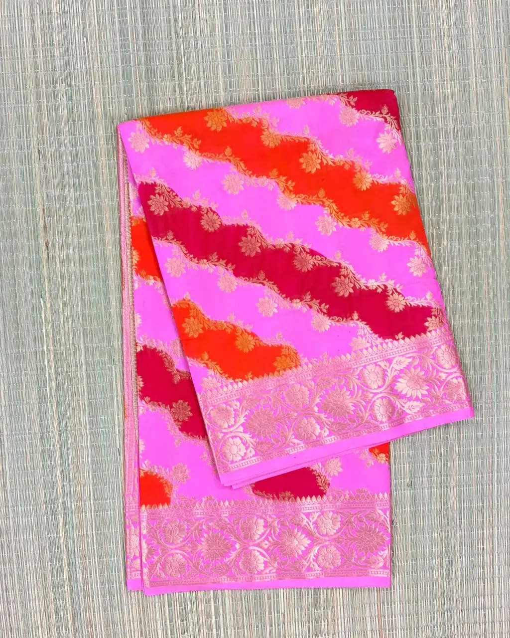 Tricolour Rangkaat Pattern Pure Mashru Silk Saree