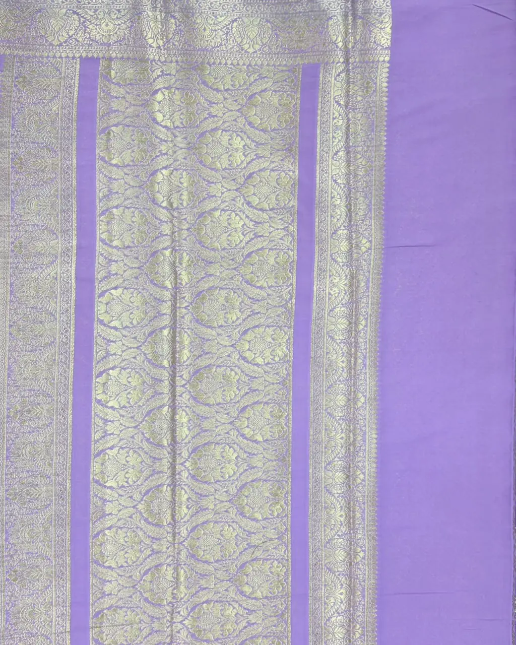 Lilac Semi Chiffon Saree - Image 3